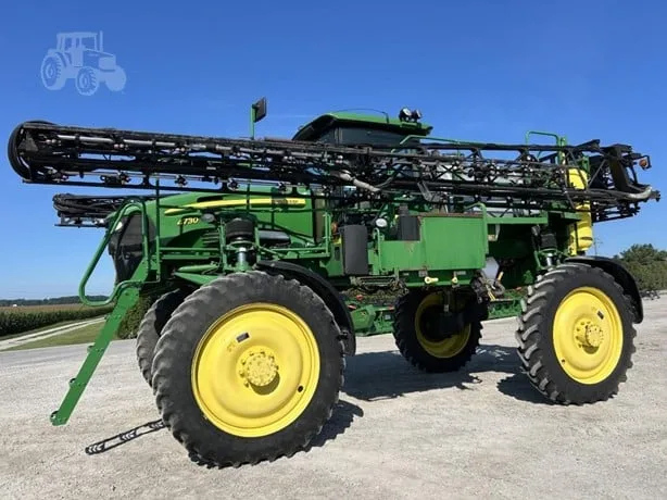 JOHN DEERE 4730 — foto 1 de 79