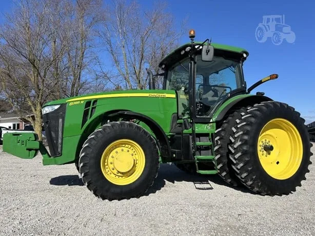 JOHN DEERE 8285R — foto 1 de 72
