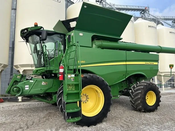 JOHN DEERE S680 — foto 1 de 105