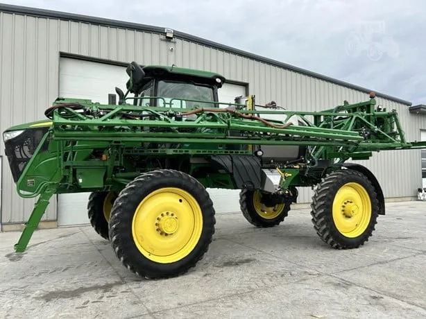 JOHN DEERE R4038 — foto 1 de 110