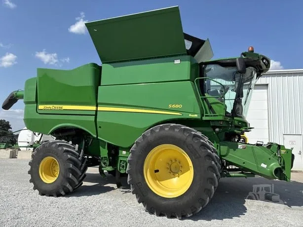 JOHN DEERE S680 — foto 1 de 102