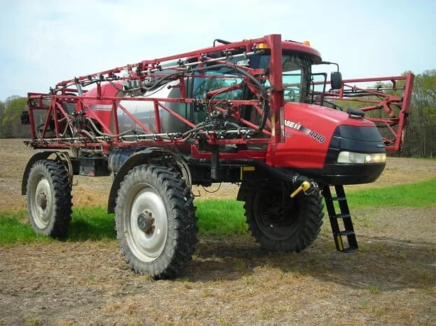 CASE IH PATRIOT 4440 — foto 1 de 15