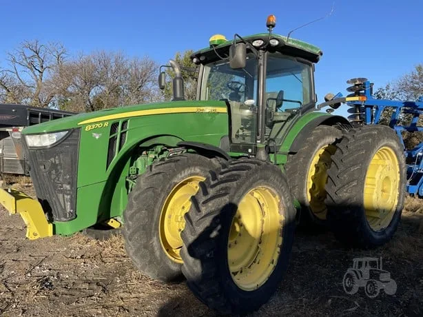 JOHN DEERE 8370R — foto 1 de 11