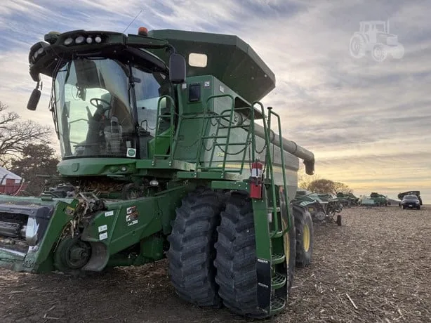JOHN DEERE S780 — foto 1 de 1