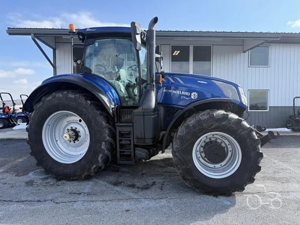 NEW HOLLAND T7.315 — foto 1 de 28