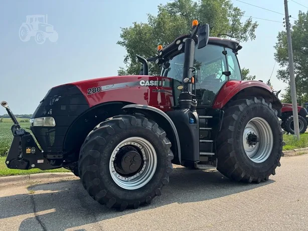 CASE IH MAGNUM 280 — foto 1 de 13