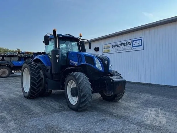 NEW HOLLAND T8.380 — foto 1 de 12
