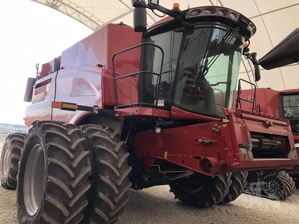 CASE IH 8250 — foto 1 de 21