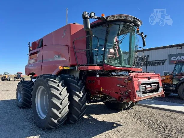 CASE IH 8250 — foto 1 de 8