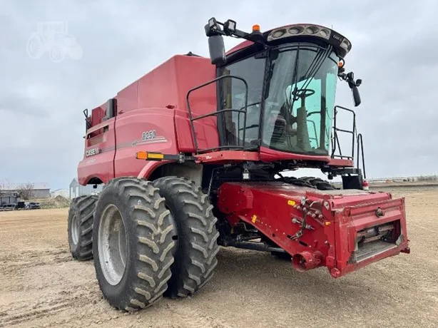 CASE IH 8250 — foto 1 de 22