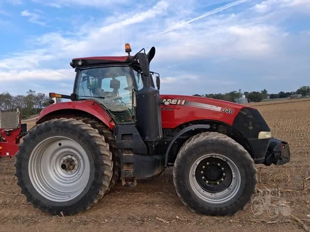 CASE IH MAGNUM 340 — foto 1 de 7