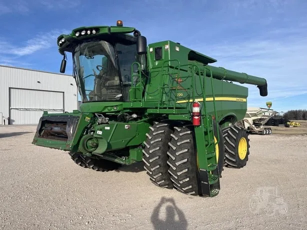 JOHN DEERE S780 — foto 1 de 9