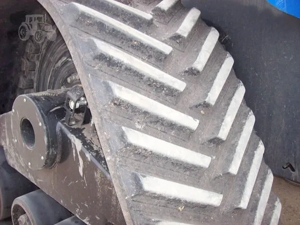NEW HOLLAND T9.700 SMARTTRAX — foto 1 de 6