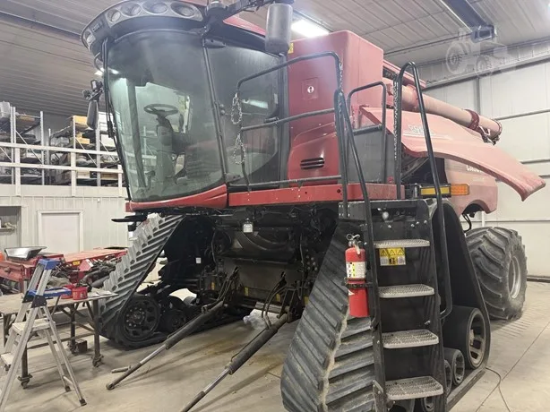 CASE IH 8250 — foto 1 de 23