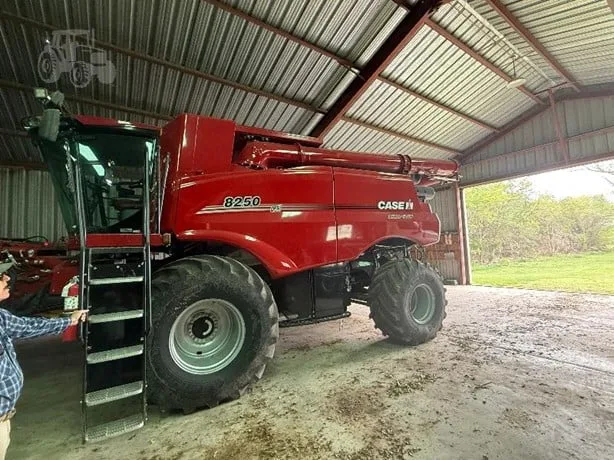 CASE IH 8250 — foto 1 de 49