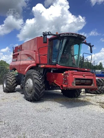 CASE IH 8250 — foto 1 de 2