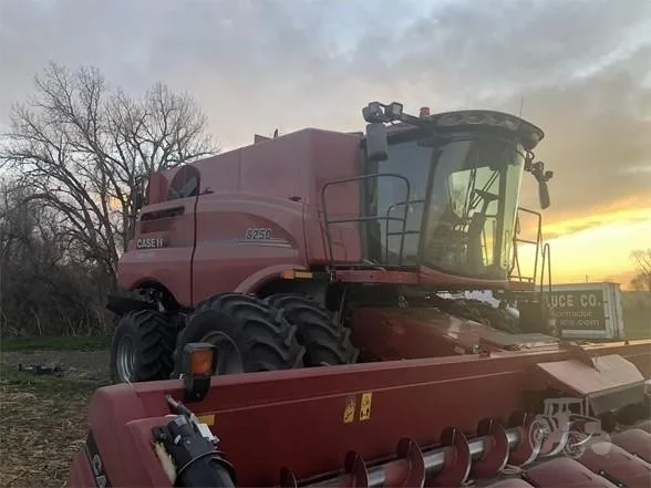 CASE IH 8250 — foto 1 de 10