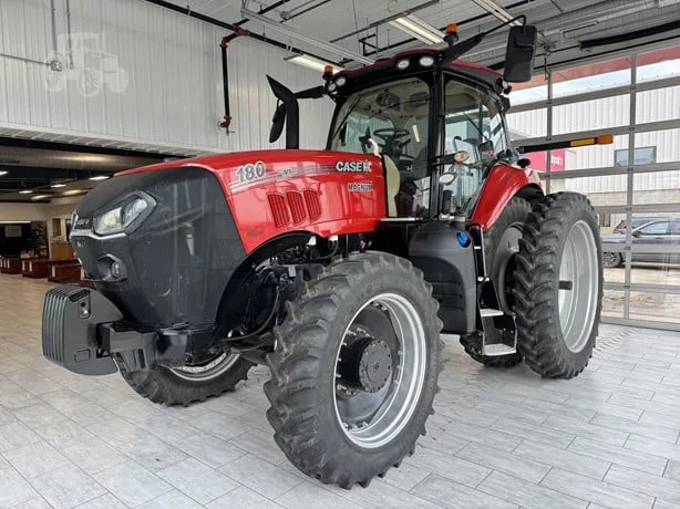 CASE IH MAGNUM 180 — foto 1 de 53