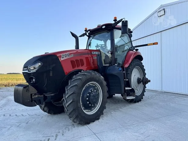 CASE IH MAGNUM 200 CVX — foto 1 de 20