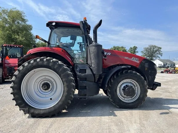 CASE IH MAGNUM 310 — foto 1 de 16