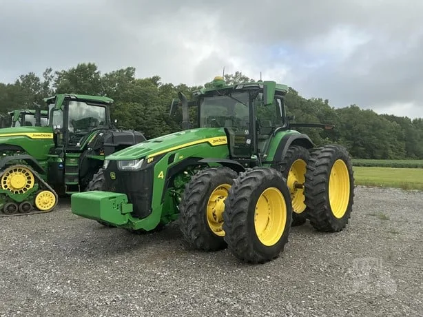 JOHN DEERE 8R 310 — foto 1 de 13