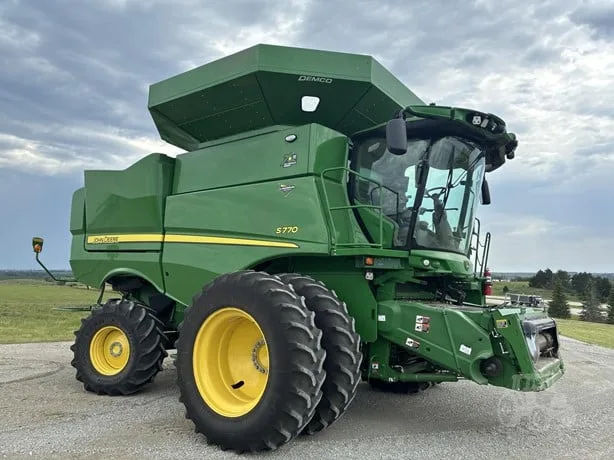 JOHN DEERE S770 — foto 1 de 24