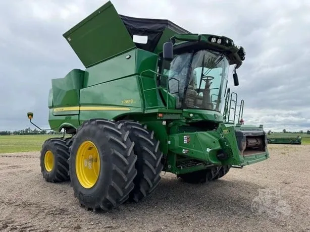 JOHN DEERE S780 — foto 1 de 2