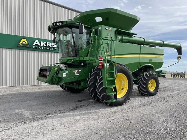 JOHN DEERE S780 — foto 1 de 22