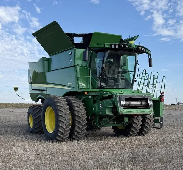 JOHN DEERE S780 — foto 1 de 39