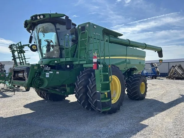 JOHN DEERE S780 — foto 1 de 31