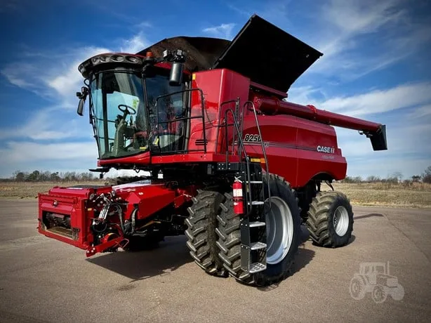 CASE IH 8250 — foto 1 de 27