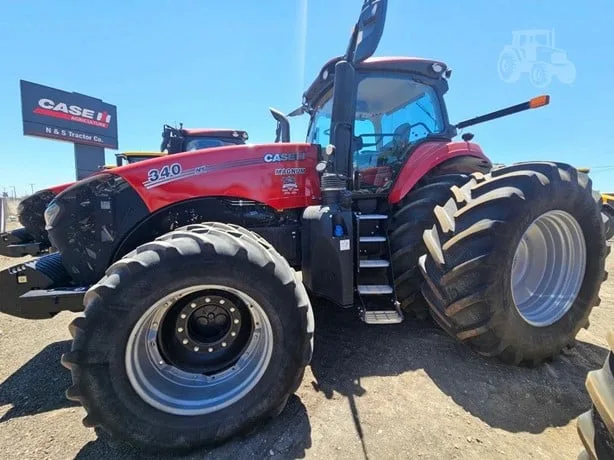 CASE IH MAGNUM 340 — foto 1 de 5