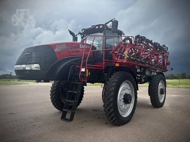 CASE IH TRIDENT 5550 — foto 1 de 41