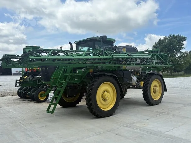 JOHN DEERE 612R — foto 1 de 37