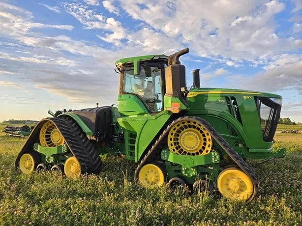 JOHN DEERE 9RX 590 — foto 1 de 1