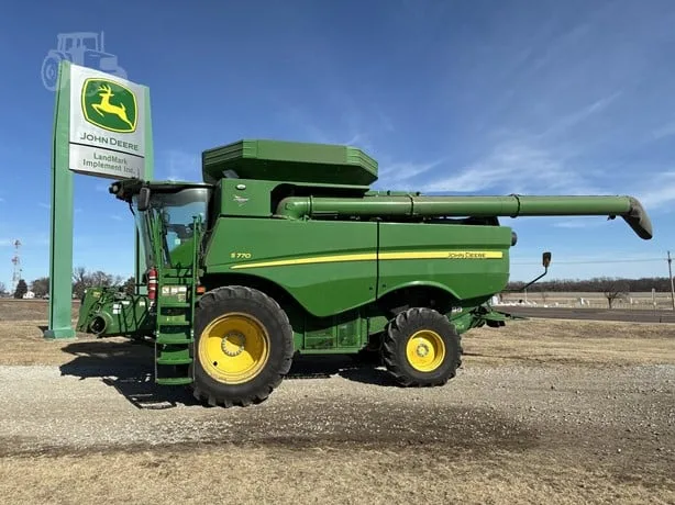 JOHN DEERE S770 — foto 1 de 21