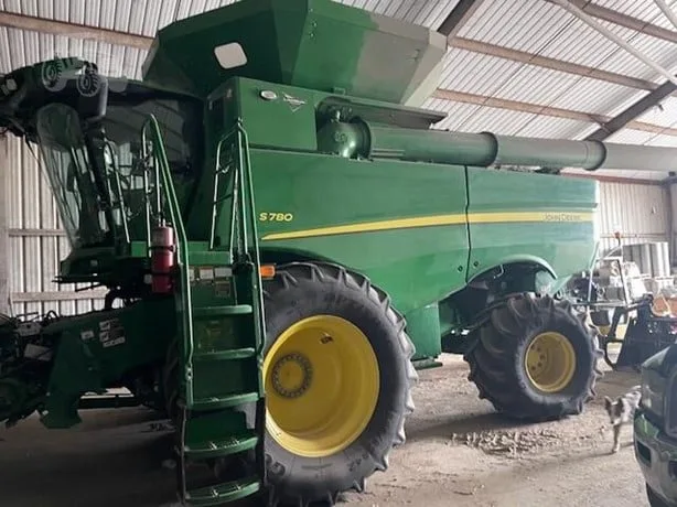 JOHN DEERE S780 — foto 1 de 6