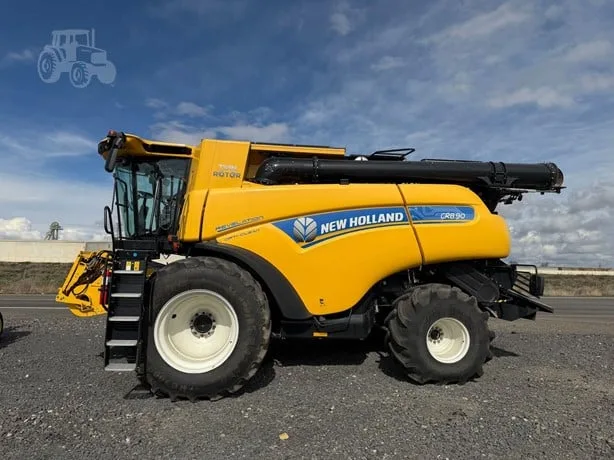 NEW HOLLAND CR8.90 — foto 1 de 9
