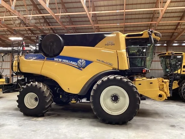 NEW HOLLAND CR8.90 REVELATION — foto 1 de 10