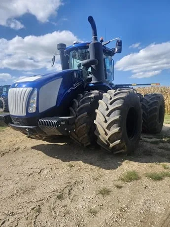 NEW HOLLAND T9.645 — foto 1 de 13