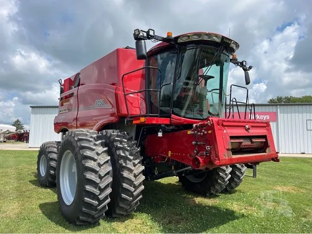 CASE IH 8250 — foto 1 de 16