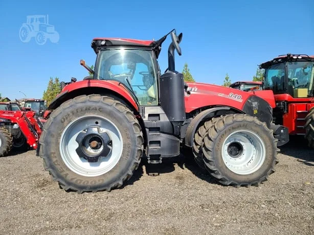 CASE IH MAGNUM 340 — foto 1 de 4