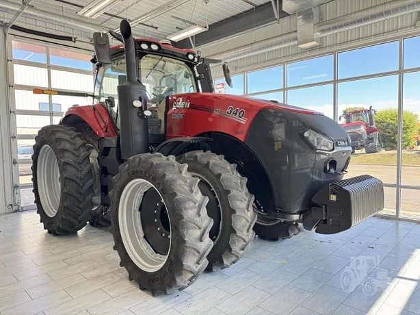 CASE IH MAGNUM 340 — foto 1 de 53