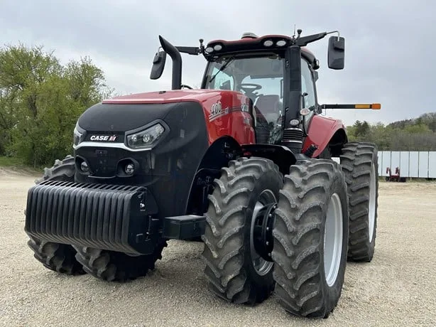 CASE IH MAGNUM 400 — foto 1 de 8