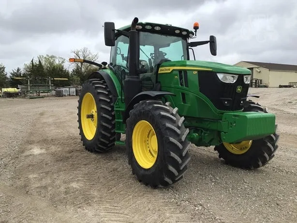 JOHN DEERE 6R 175 — foto 1 de 19