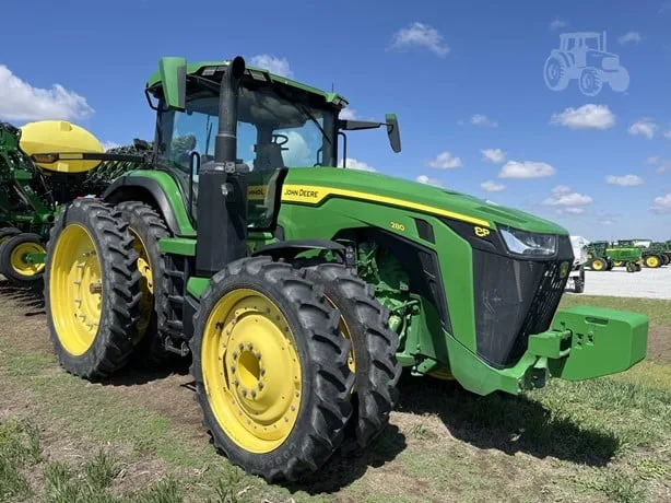 JOHN DEERE 8R 280 — foto 1 de 33
