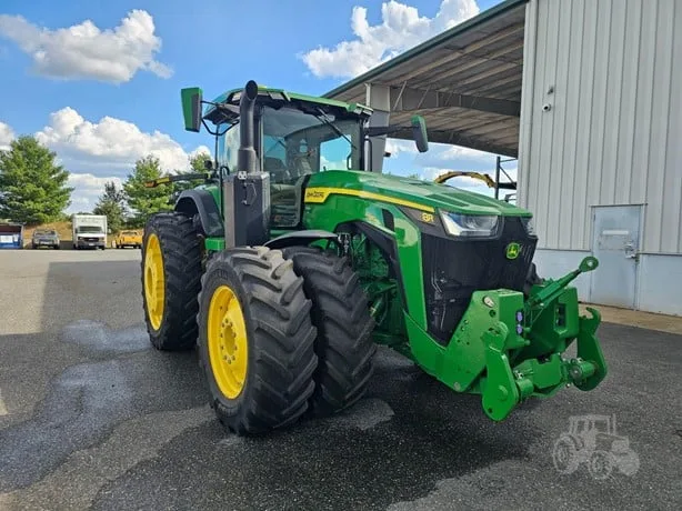 JOHN DEERE 8R 310 — foto 1 de 12