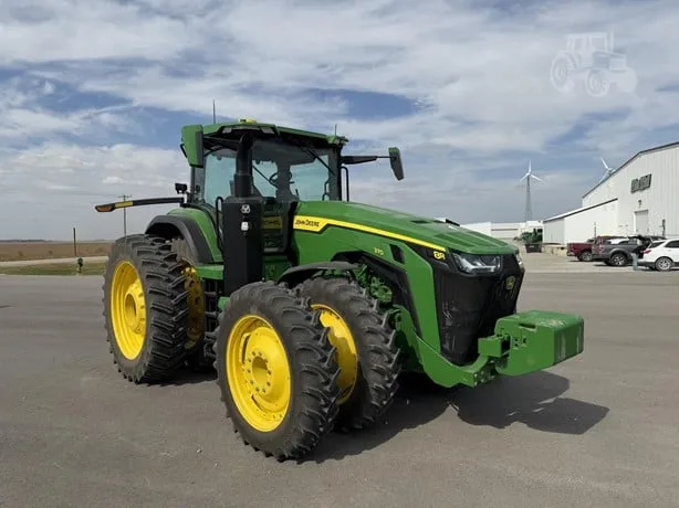 JOHN DEERE 8R 370 — foto 1 de 33