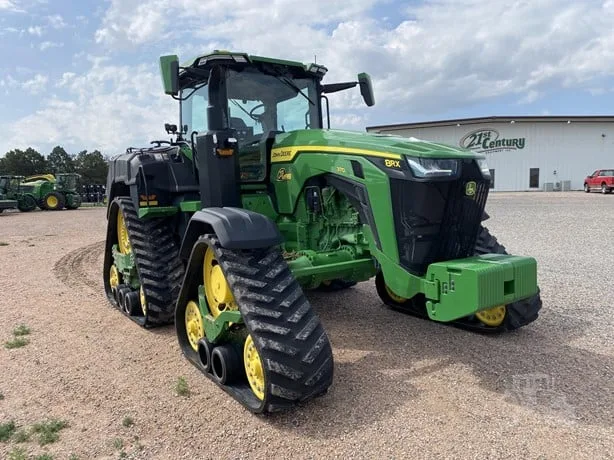 JOHN DEERE 8RX 370 — foto 1 de 49