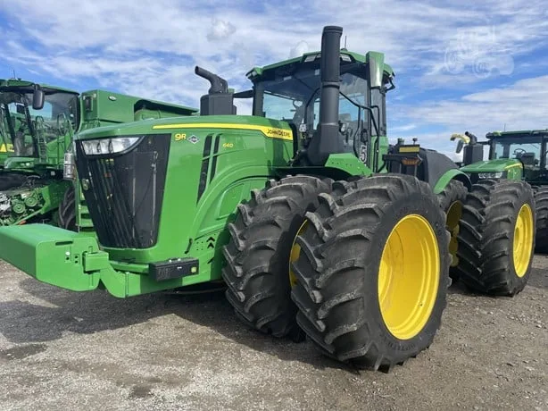 JOHN DEERE 9R 640 — foto 1 de 41